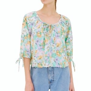 Vintage 70s Canadian made white floral boho 3/4 tie sleeve batwing top blouse M